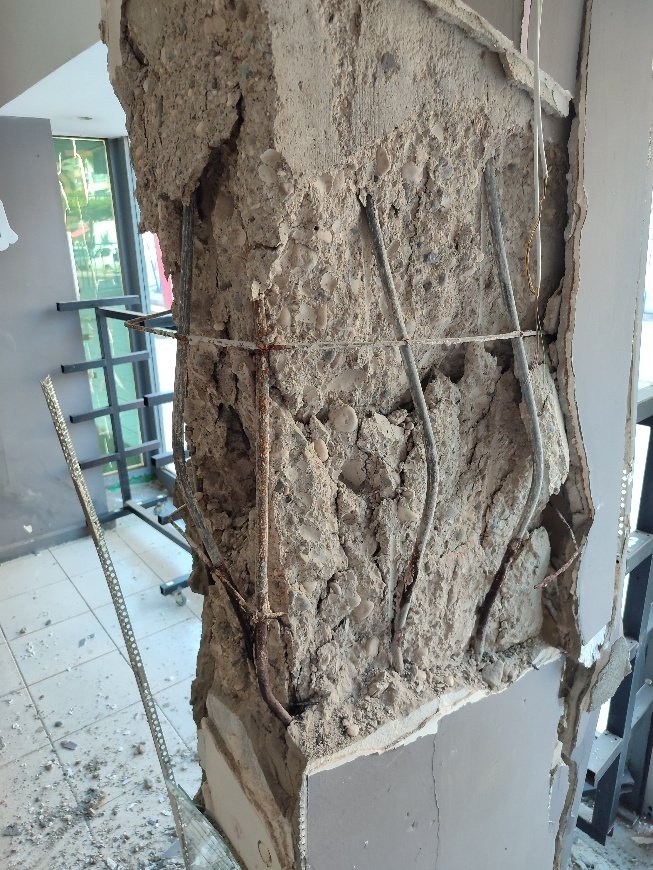 hasarli-betonarme-kolon-ezilme